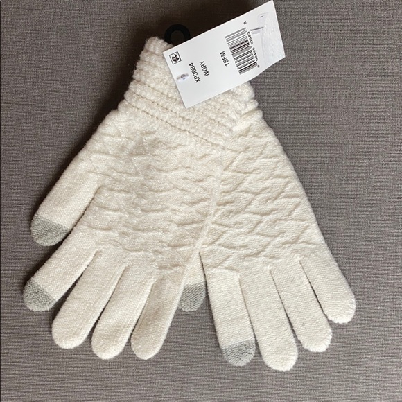 Steve Madden Zigzag Knit Touchscreen Tech Gloves - Picture 2 of 4